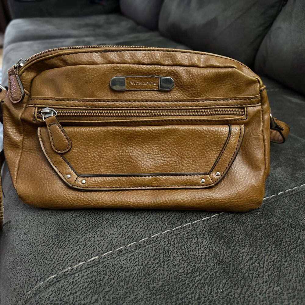 Jaclyn Smith Brown Faux Leather Shouler Strap Purse Organizer Pockets Zip Divide